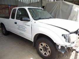 2002 Toyota Tacoma SR5 White Extended Cab 2.4L AT 2WD #Z24692